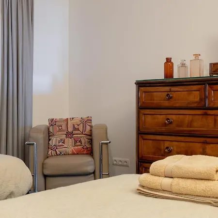 By The Atlantic 3-bedroom * Funchal (Madeira)