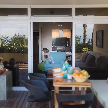 By The Atlantic 3-bedroom Appartement *